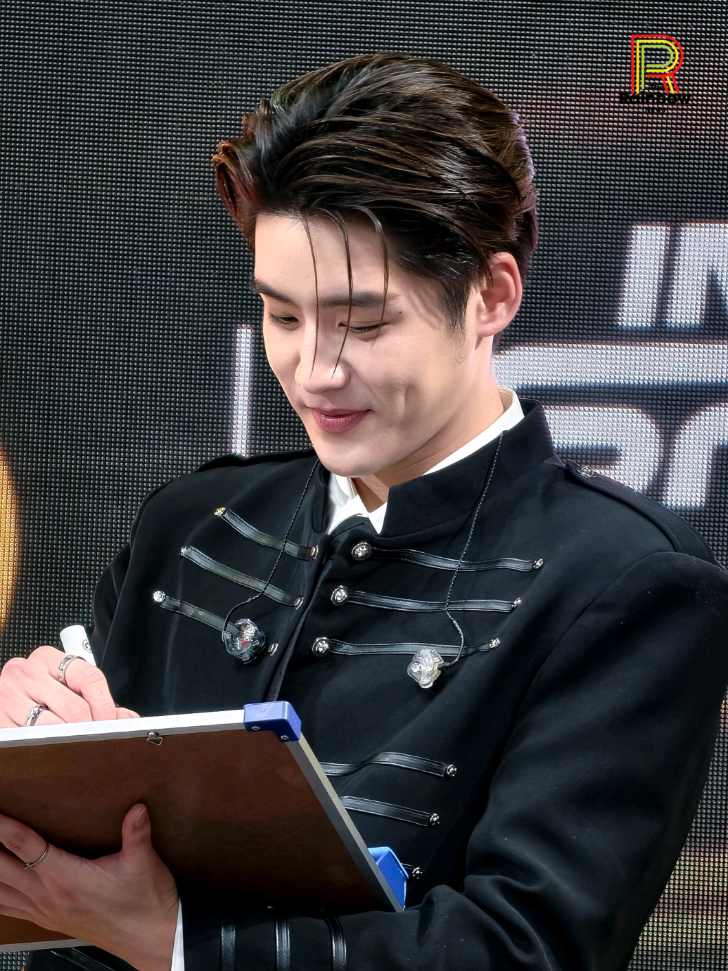 @YS^^