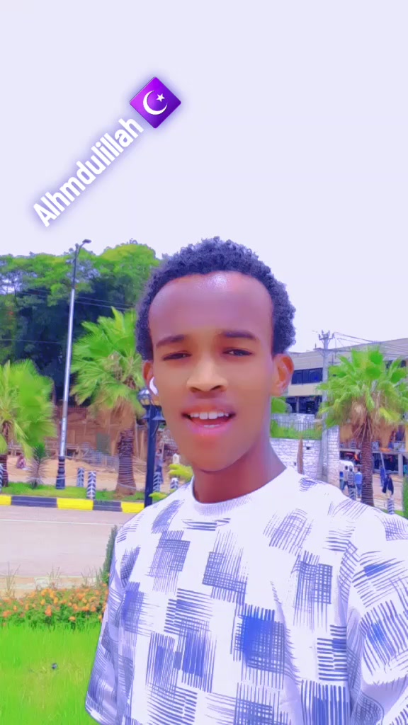@🎧🌲Ṣụḍẹ&bull;3rd.star💔
