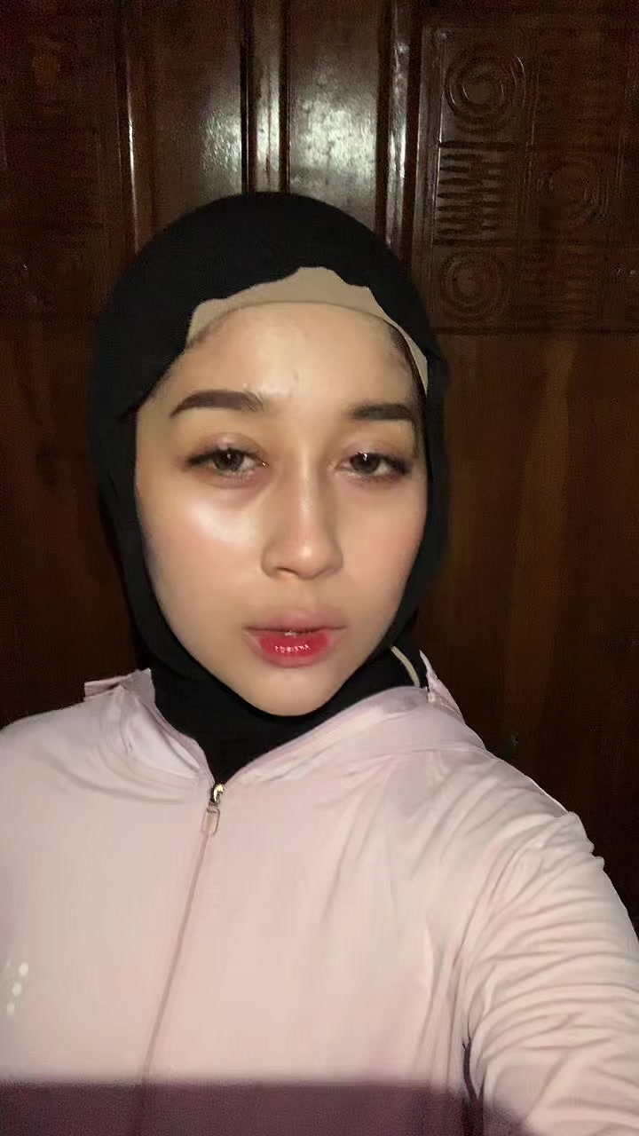 @Silvia Andrianiii