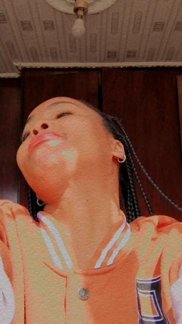 @Lungile 🥺👣