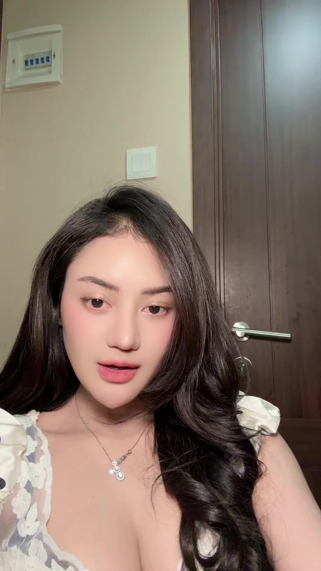 @LL