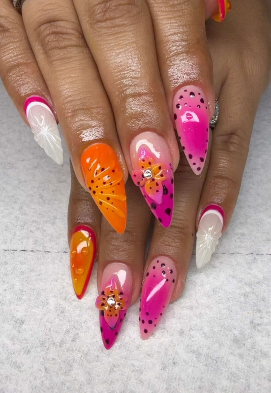 @Nailsbyjanettea