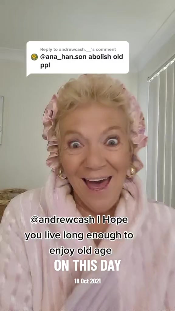 @grooveynannygranny