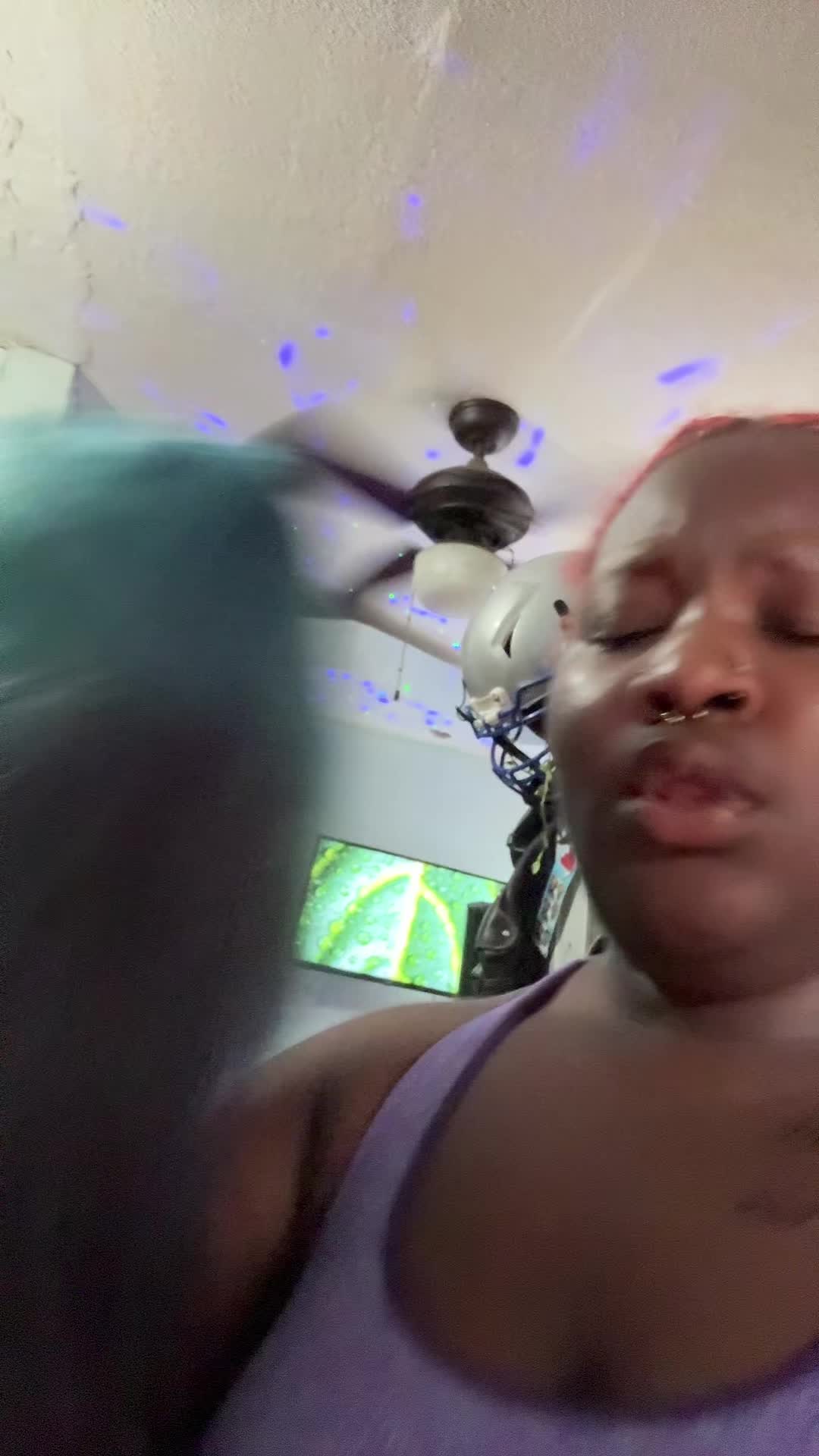 @I<3 loc heads 💋