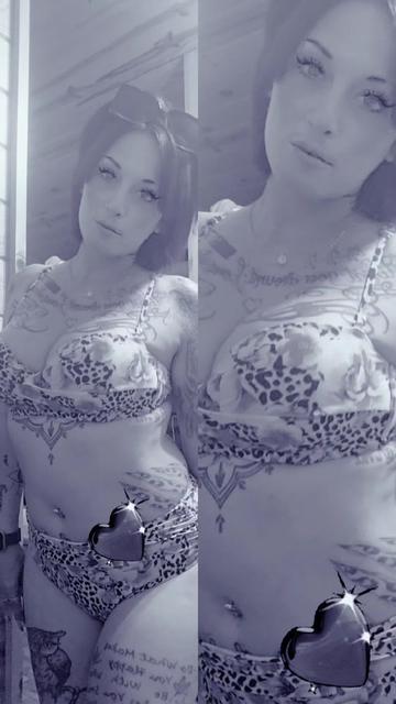 @༺_Poison.Queen_༻🌴