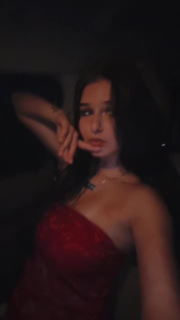 @Tory🖤⚡️