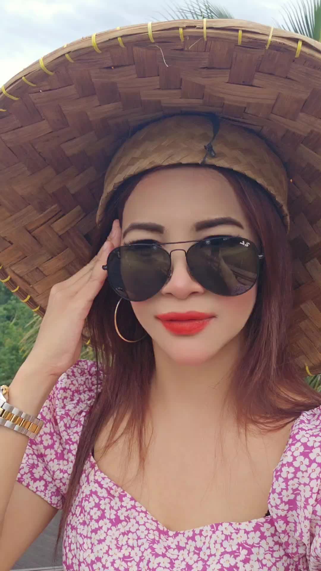 @Anoorsafieyah