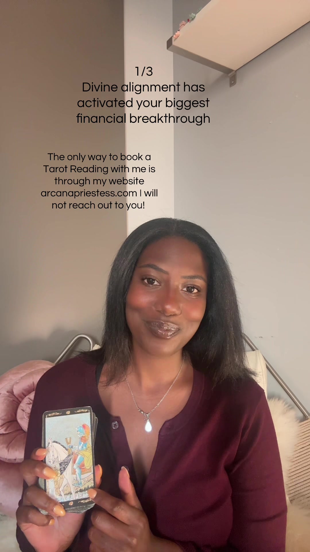 @Arcana Priestess Tarot Reader