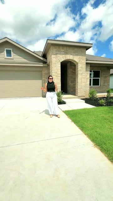 @Michelle Camacho l Realtor