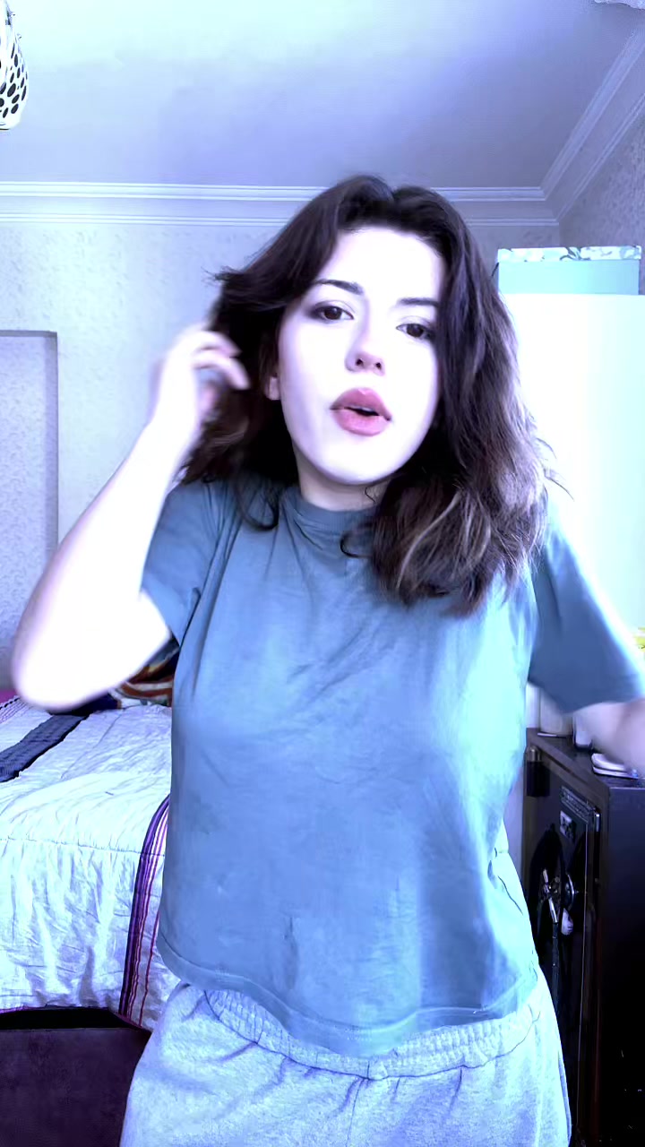 @sanyazra
