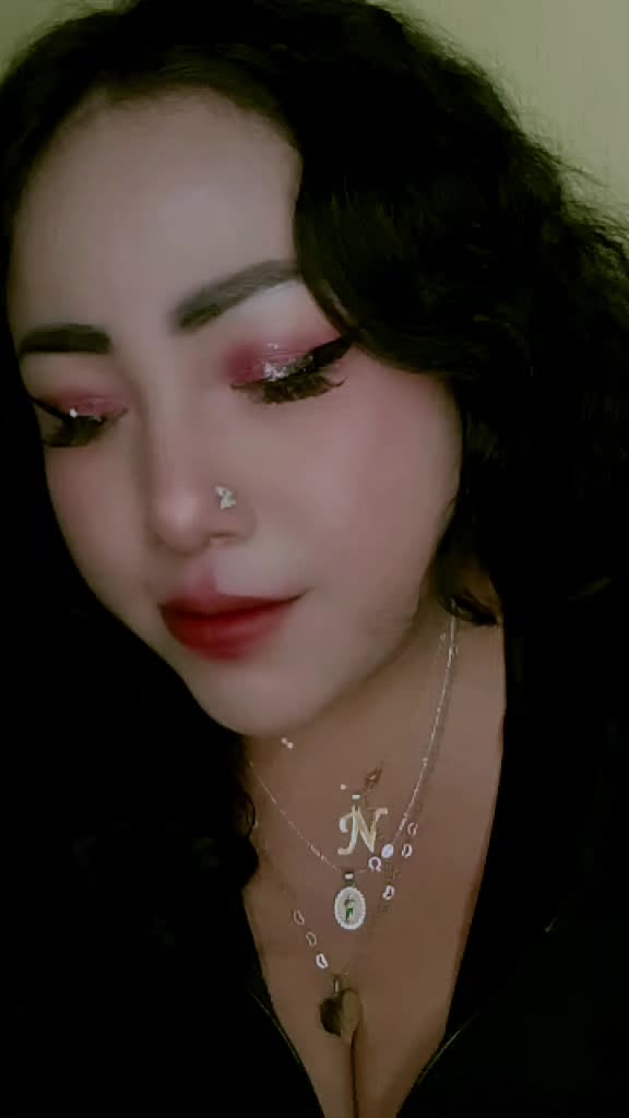 @❤️🔥🦄ᶜʰⁱⁿᵃ Bb 👑♑️🦋