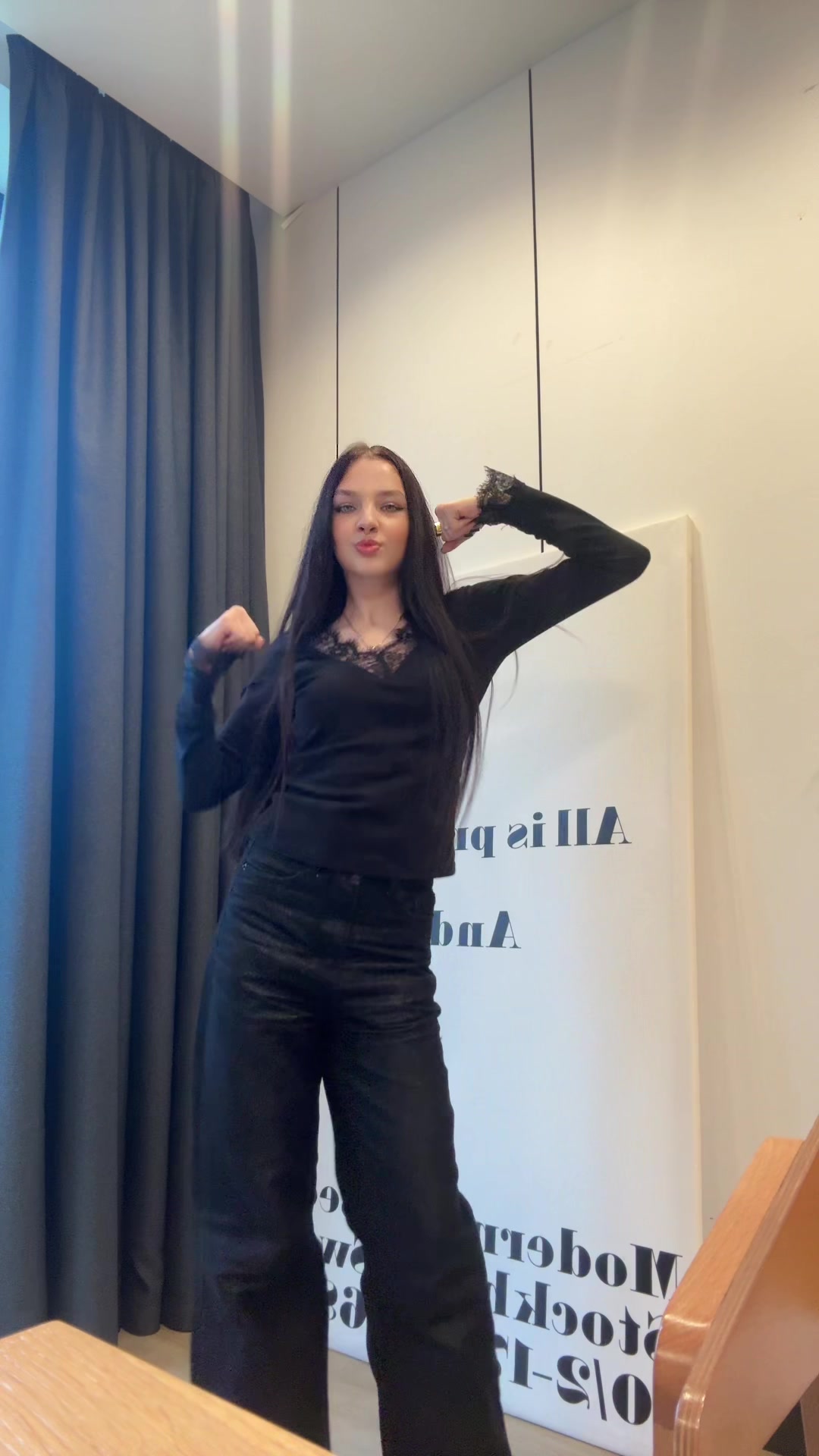@DIVAMILLI🧿