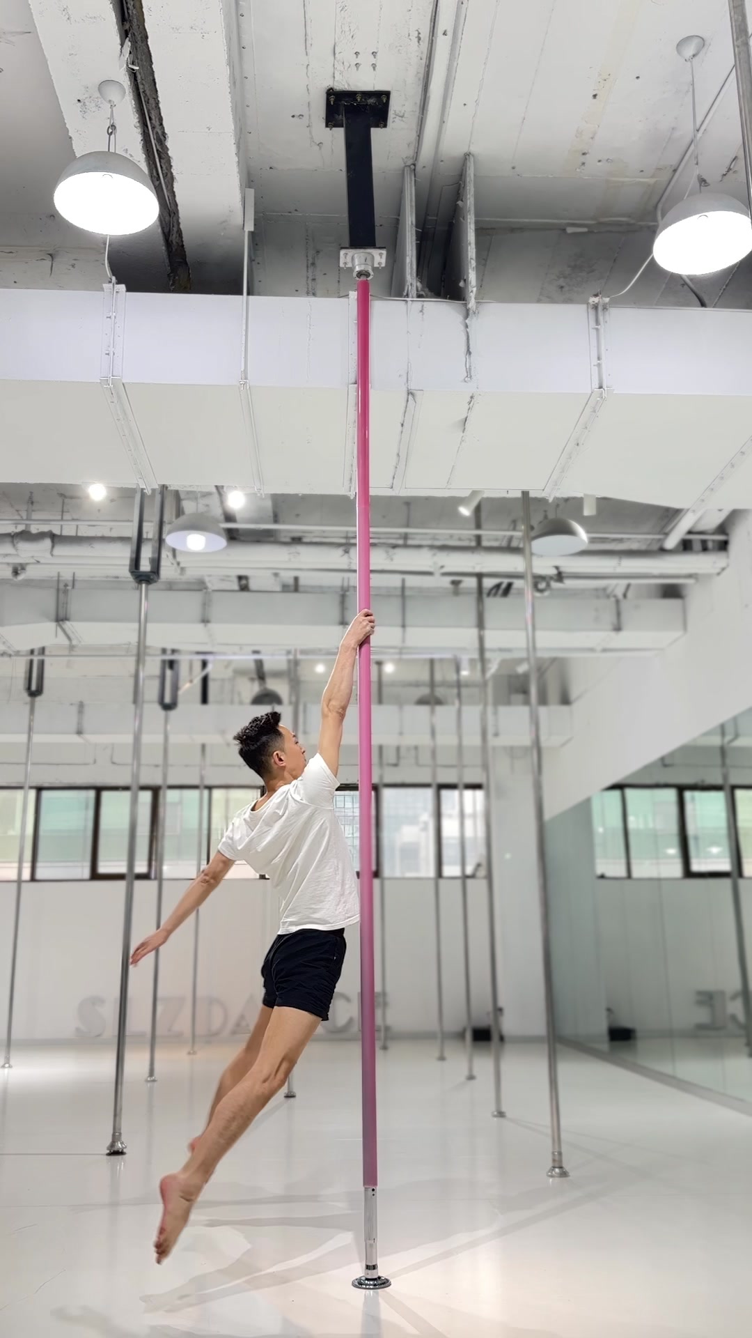 @poledance520