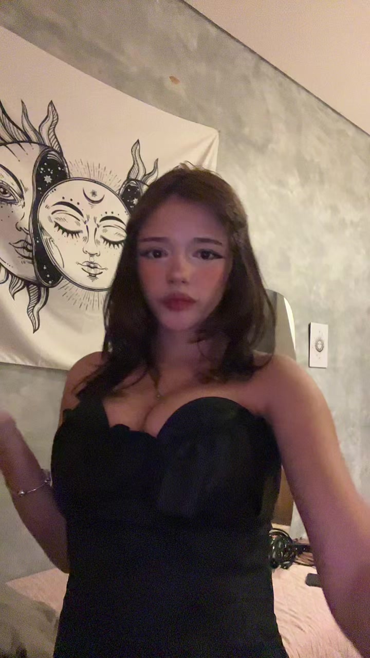 @Violeta