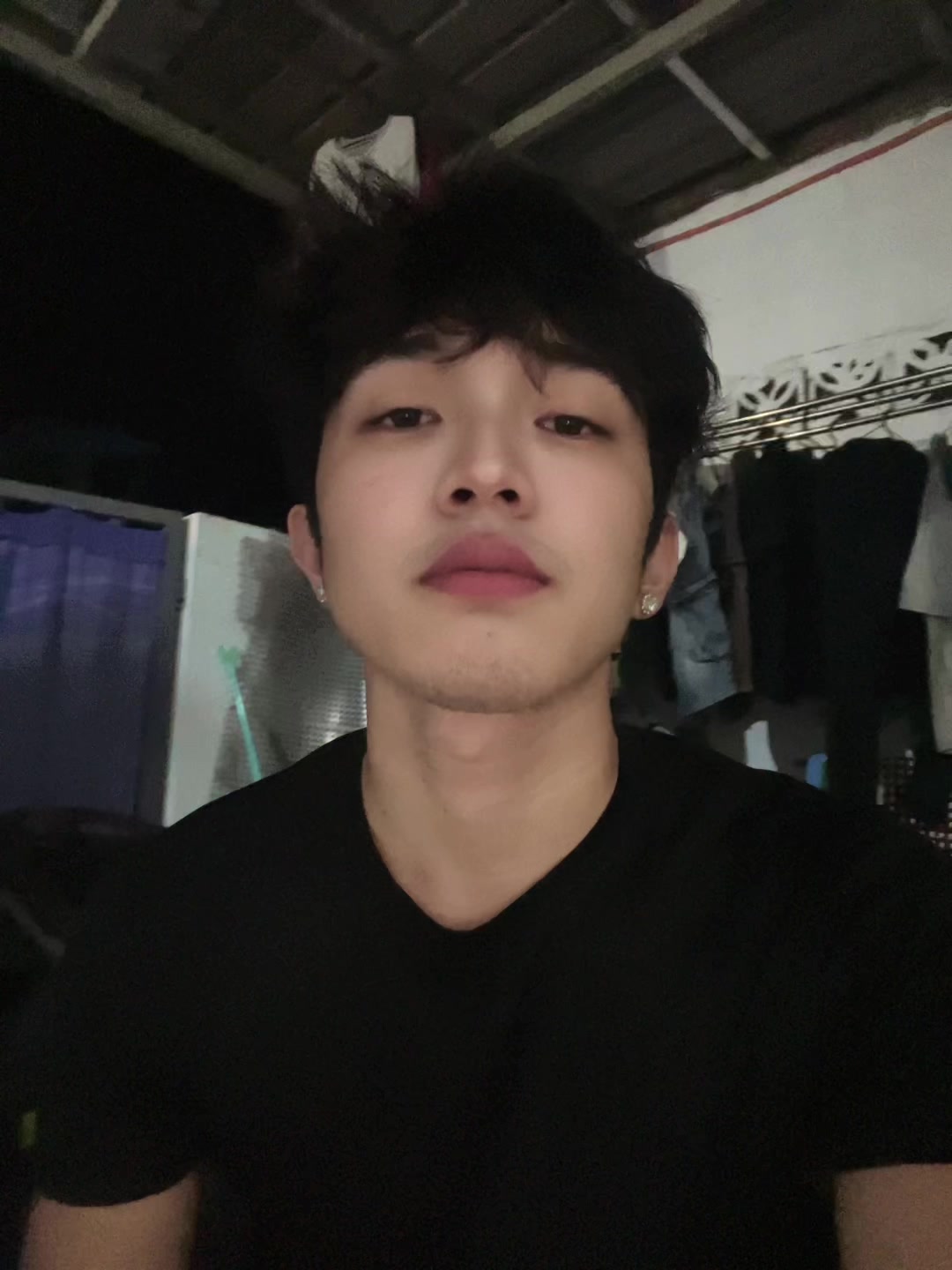 @whos haes
