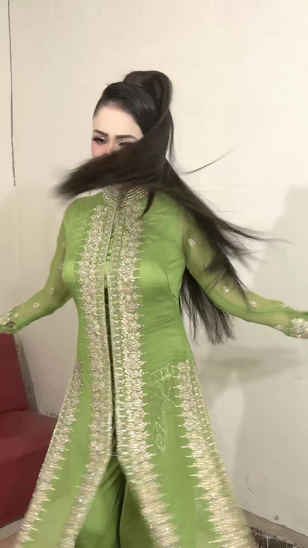 @Nishakhan official