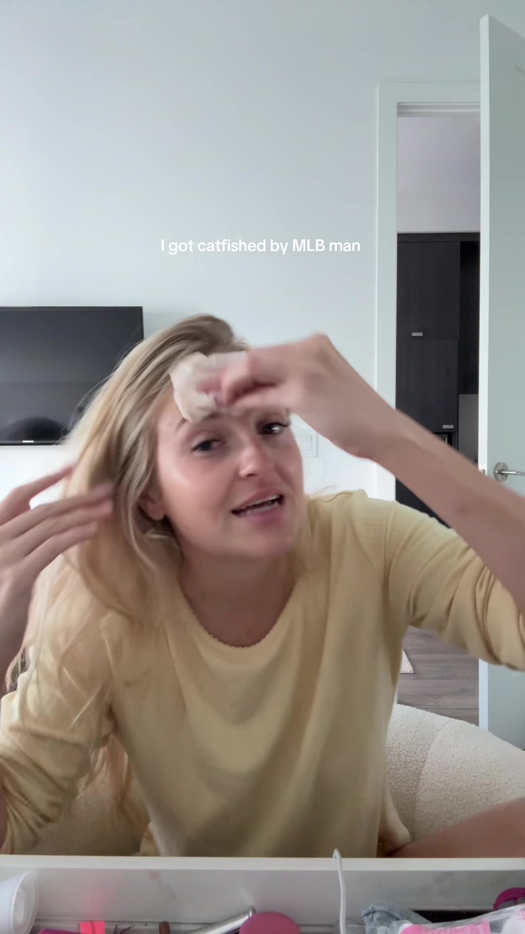 @dumbblondediary