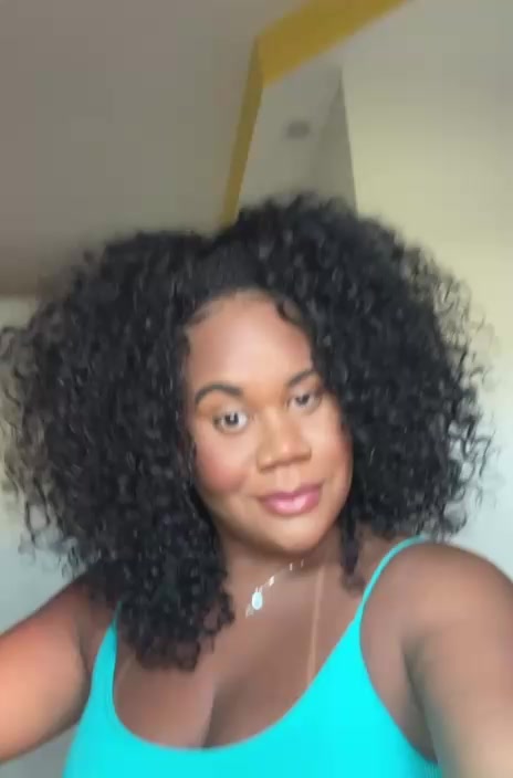 @Brena Santos