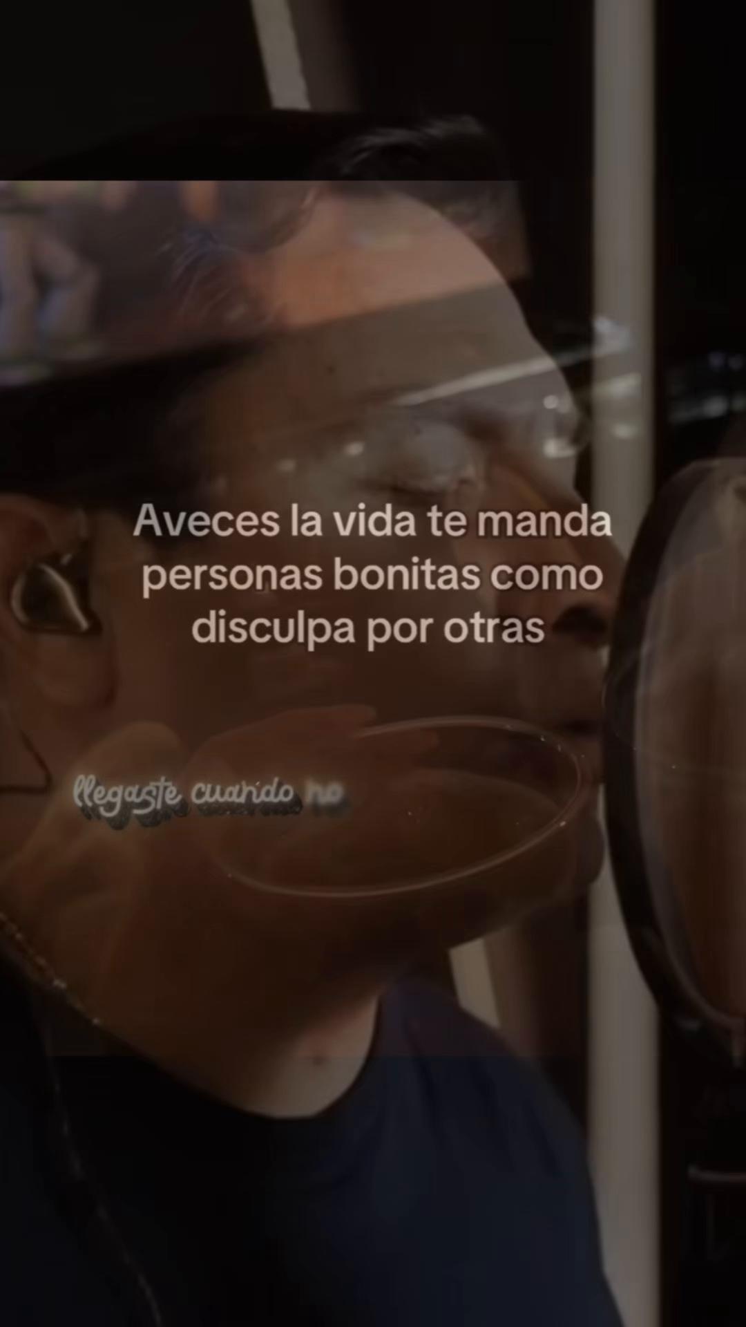 @ArianaR