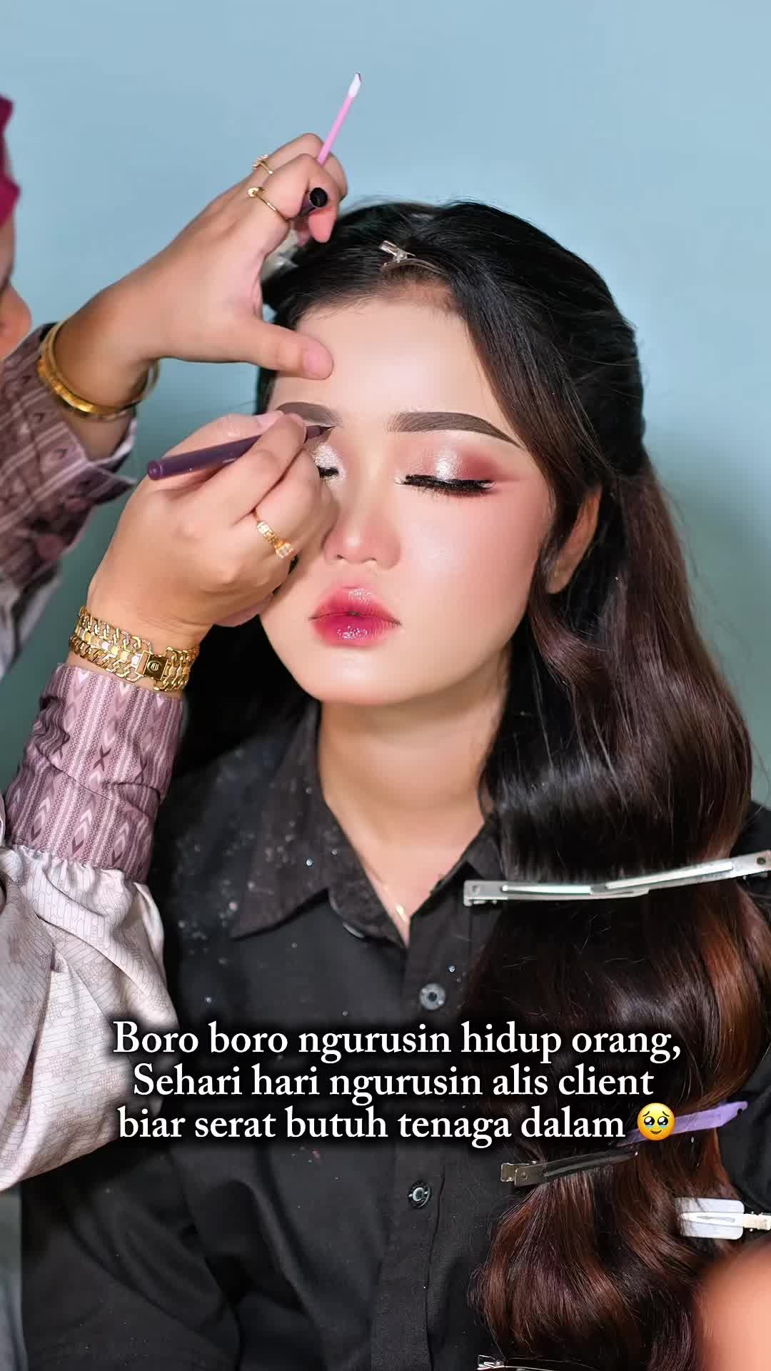 @HIEKMAA MAKE UP JEMBER
