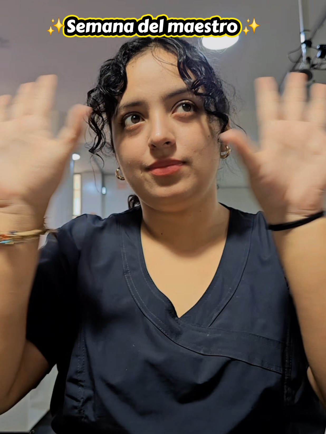 @Miss Brenda | Docente
