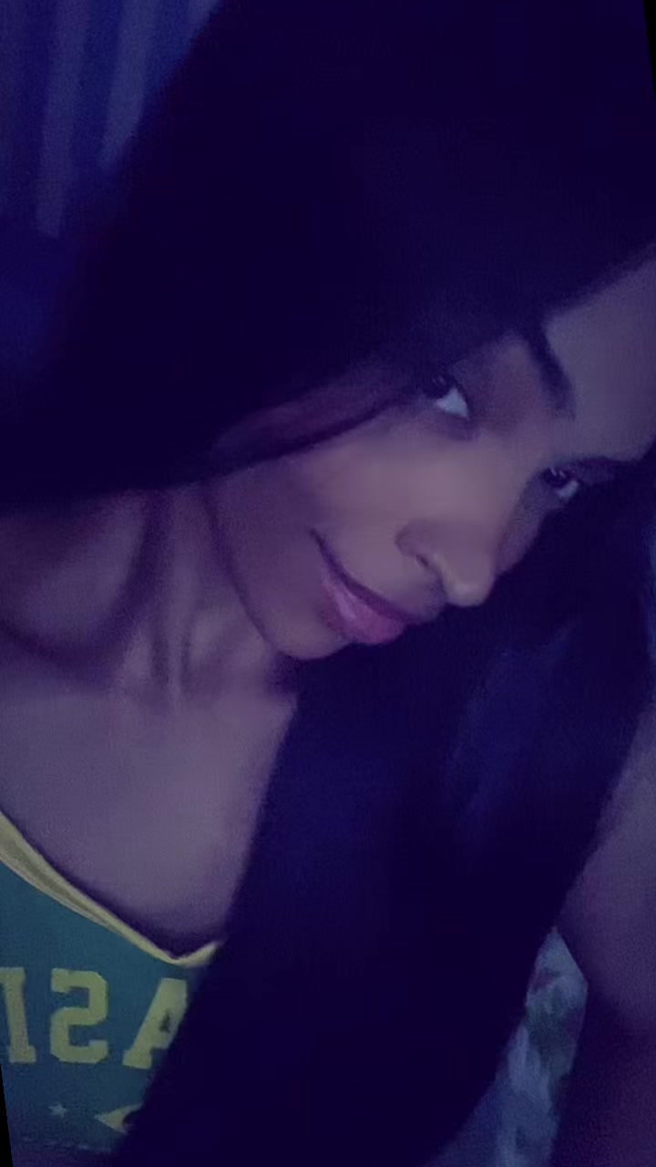 @Vit&oacute;ria 🖤