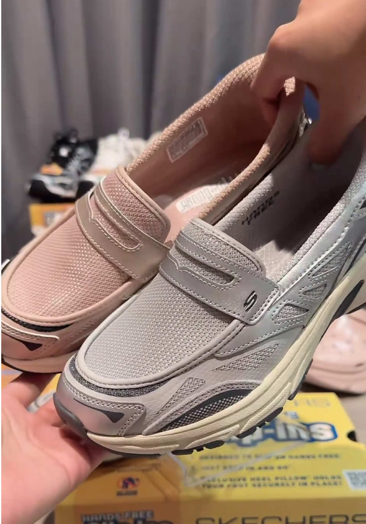 @K.S6titchSkechers