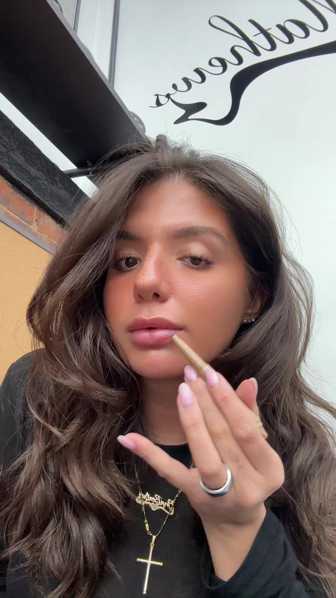 @Ana Wut