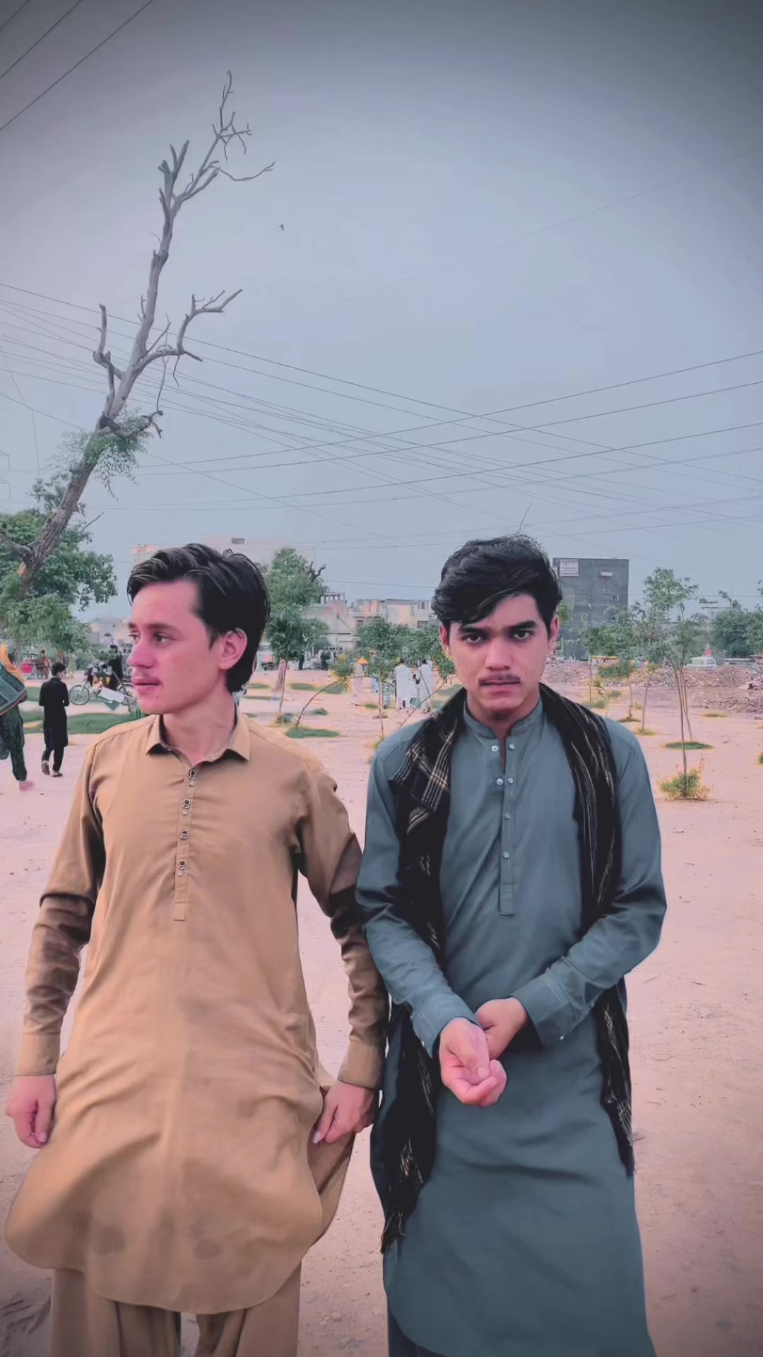@SARHAD 👑313🥷 ✌️