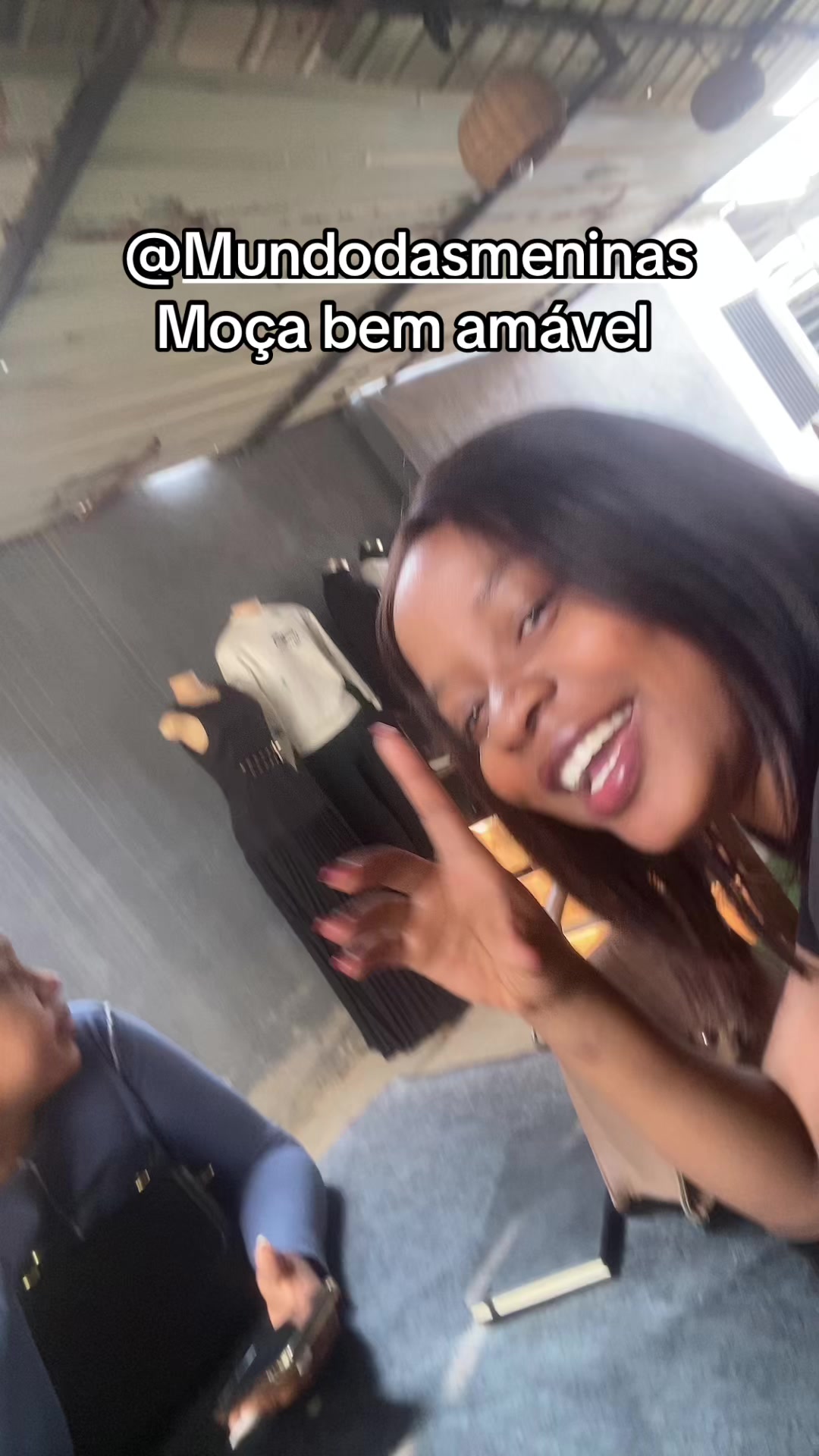 @Mariana🌻