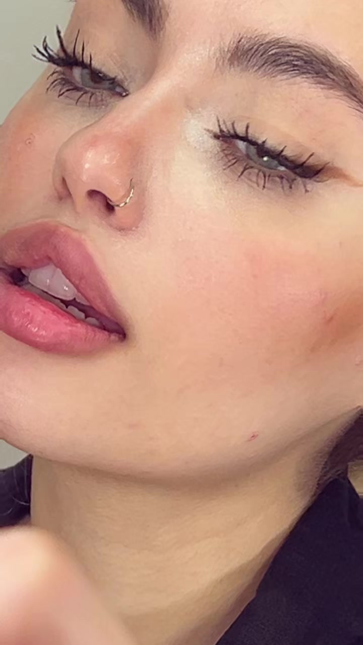 @rozhstorm