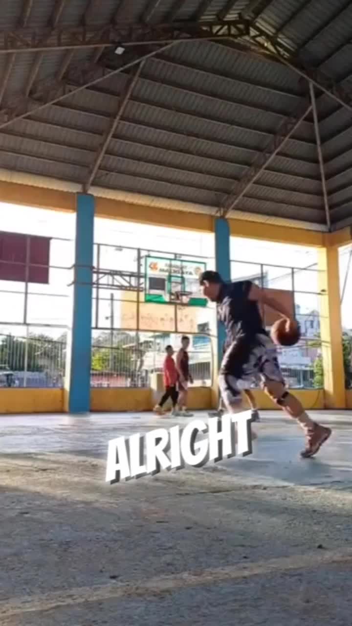 @ONE HANDER💪
