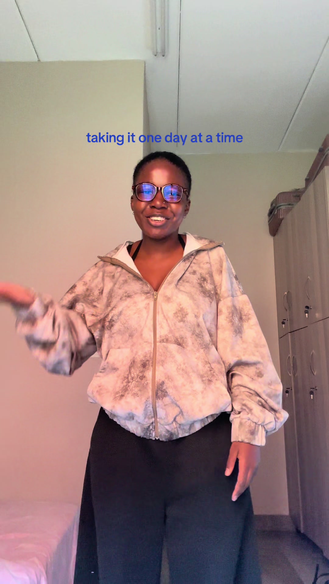 @𝓐𝓴𝓱𝓸𝓷𝓪 𝓜𝓪𝓷𝓭𝓵𝓪