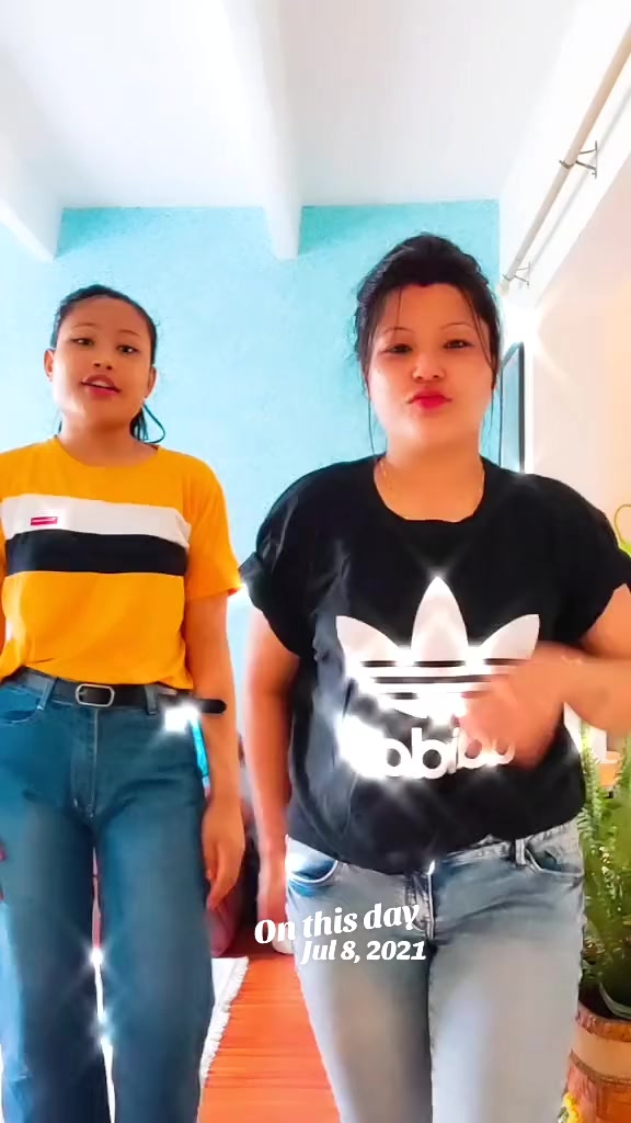 @Nikki shrestha 🌻