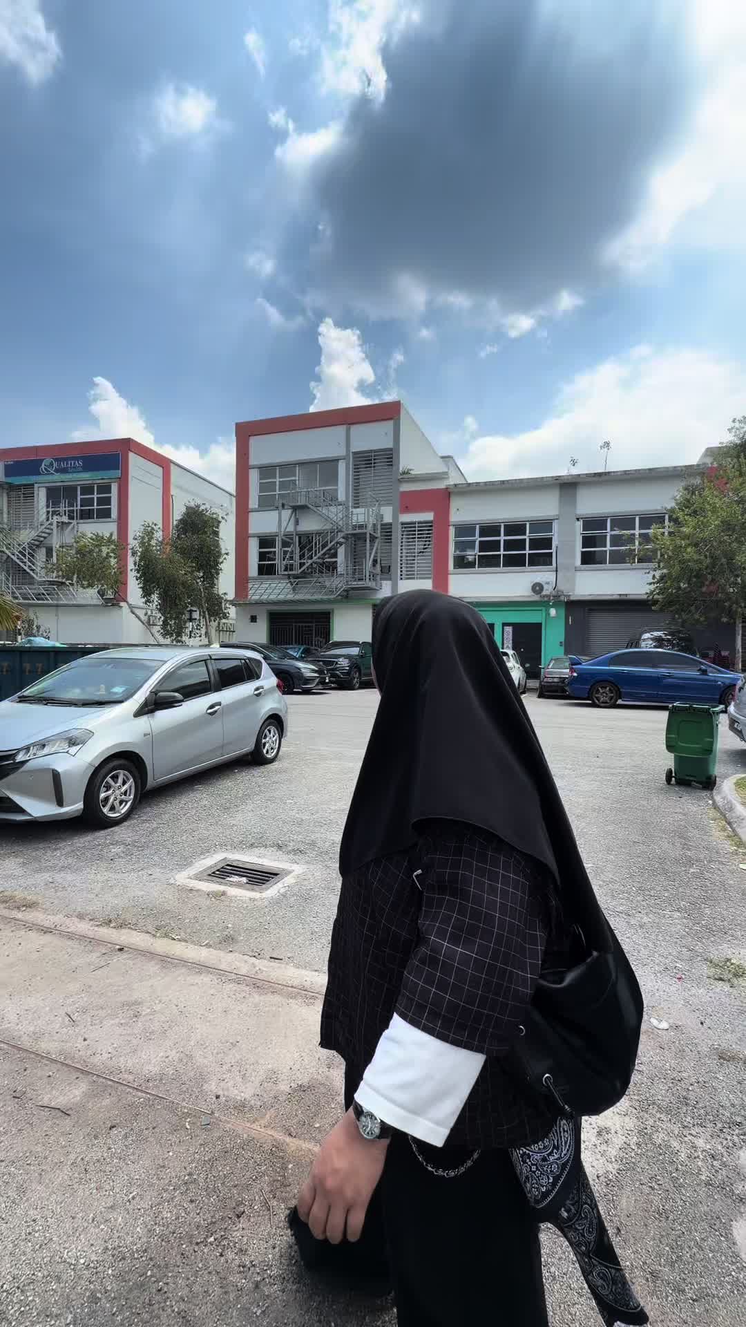 @harszanlagi🕸️