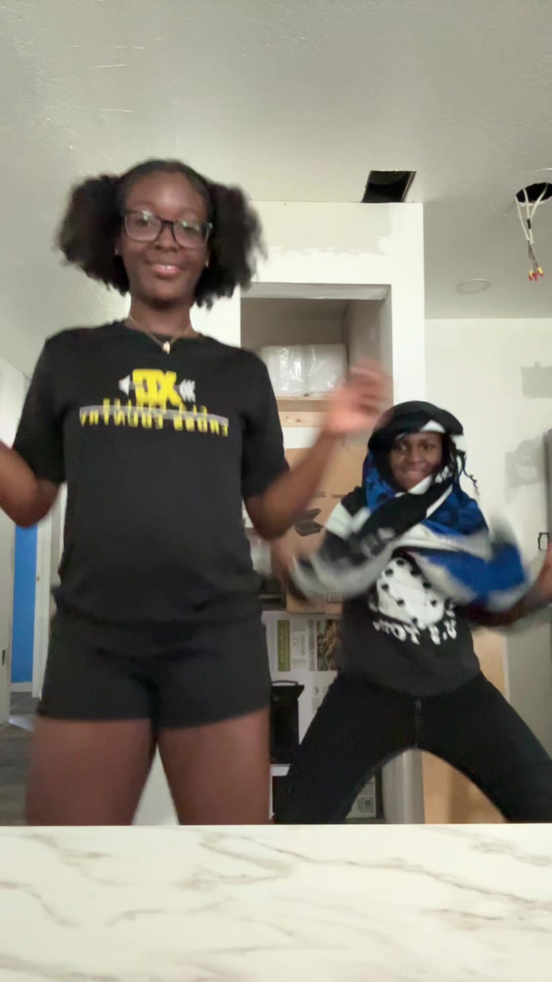 @Zo