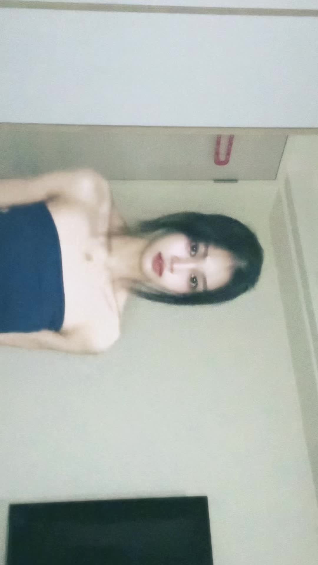 @abbie ఇ