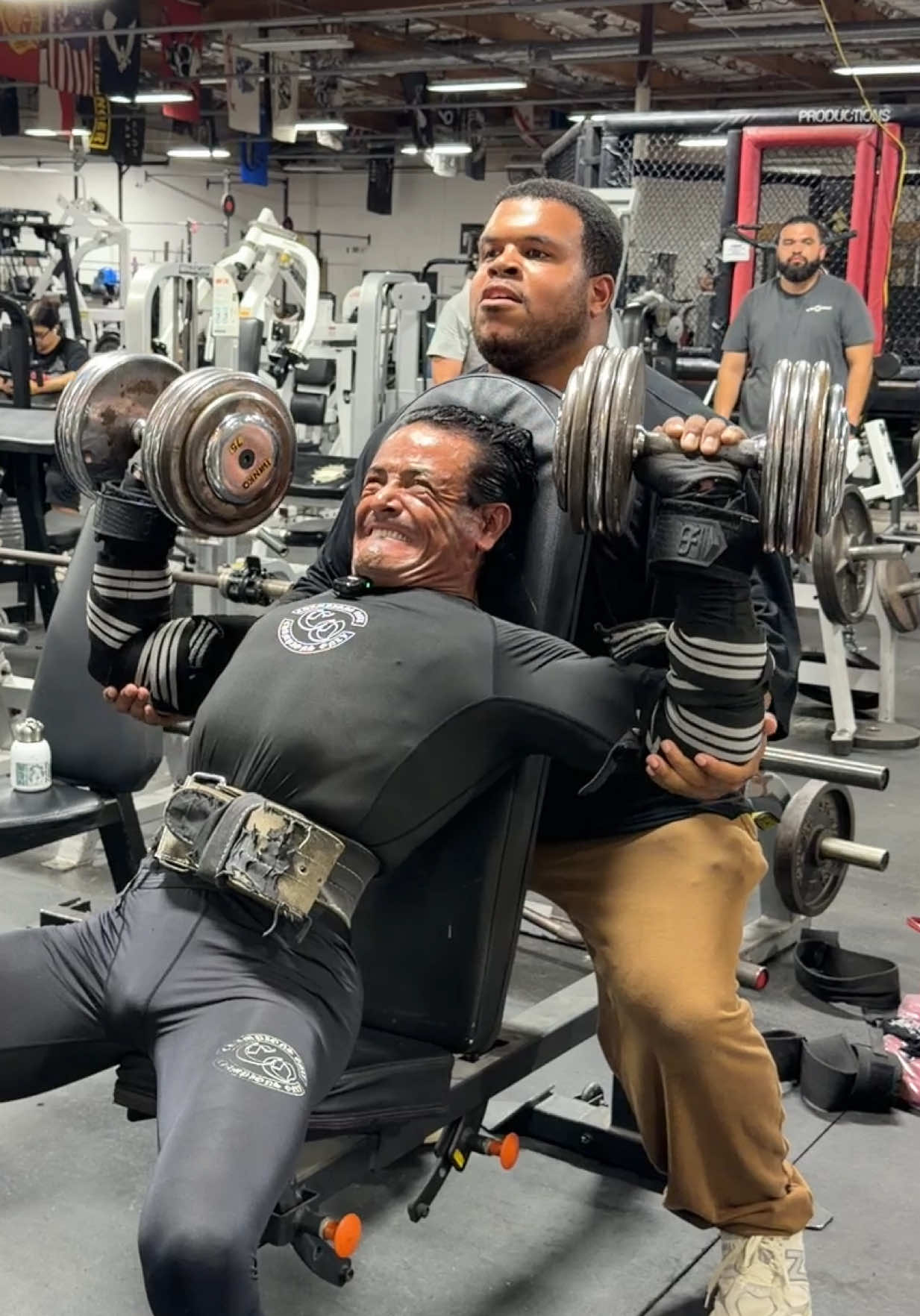 @EL CAMPEON