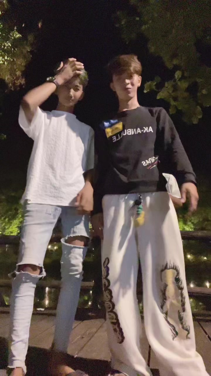 @kiipom🚶♂️➡️