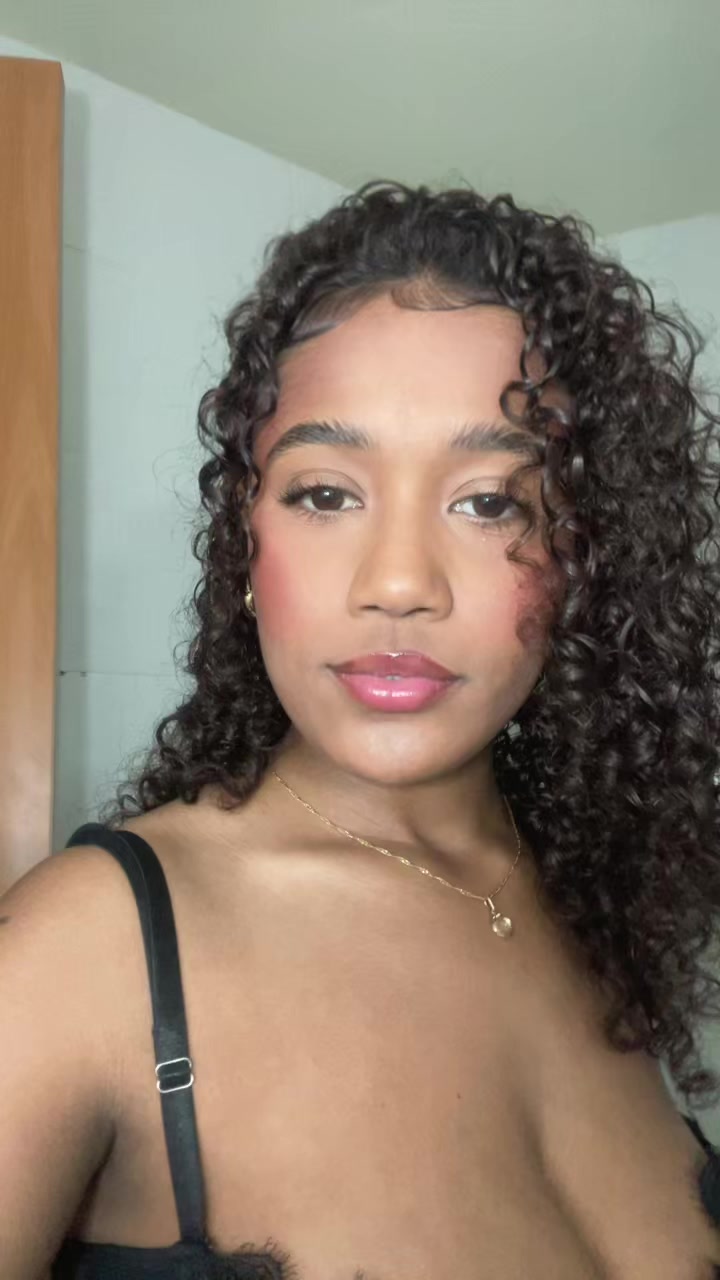 @iwishiwasanormalgirl