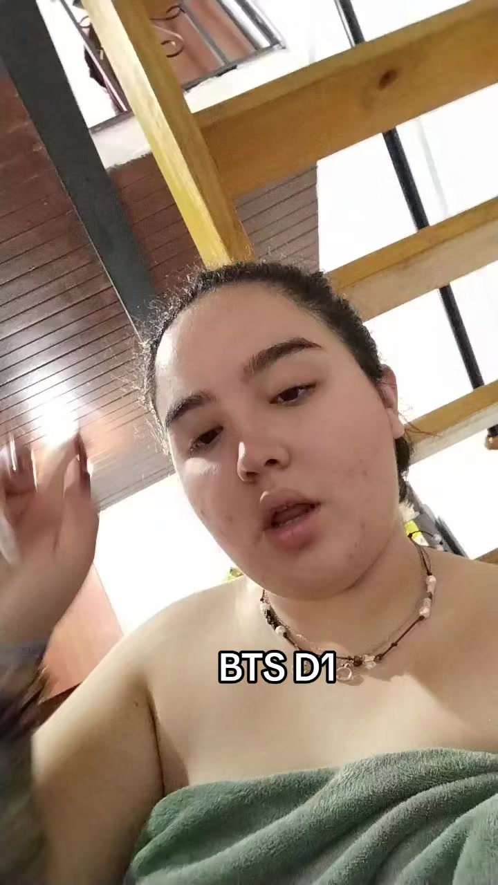 @Mochi12