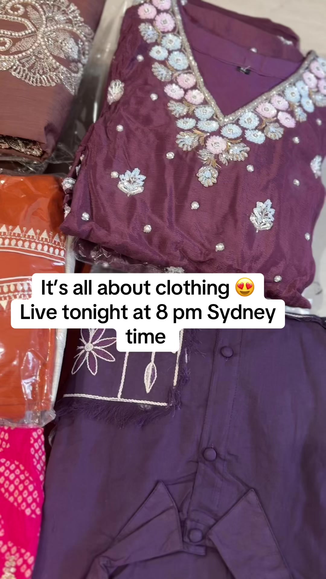 @LittleLovesCollection_