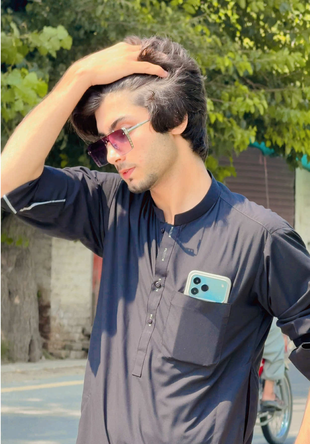 @Shahid_loyal2