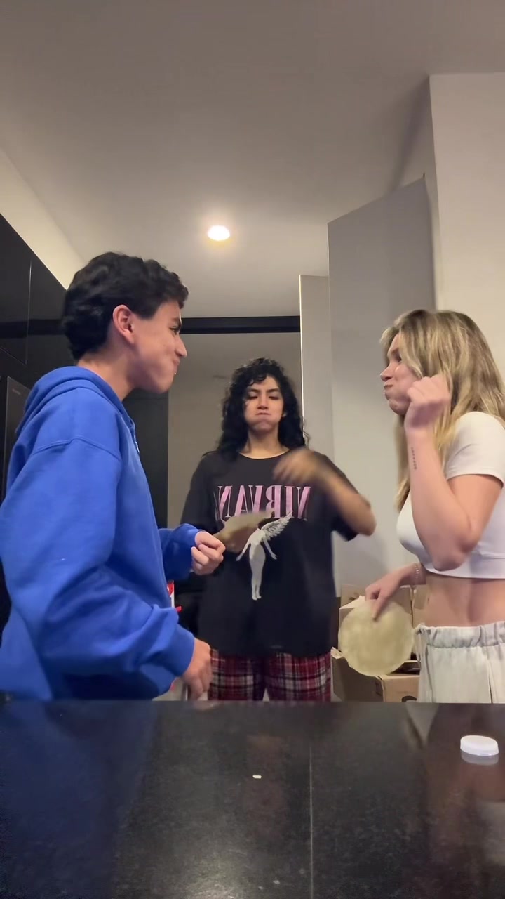 @Allisson Mía