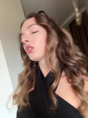 @karrinkinss