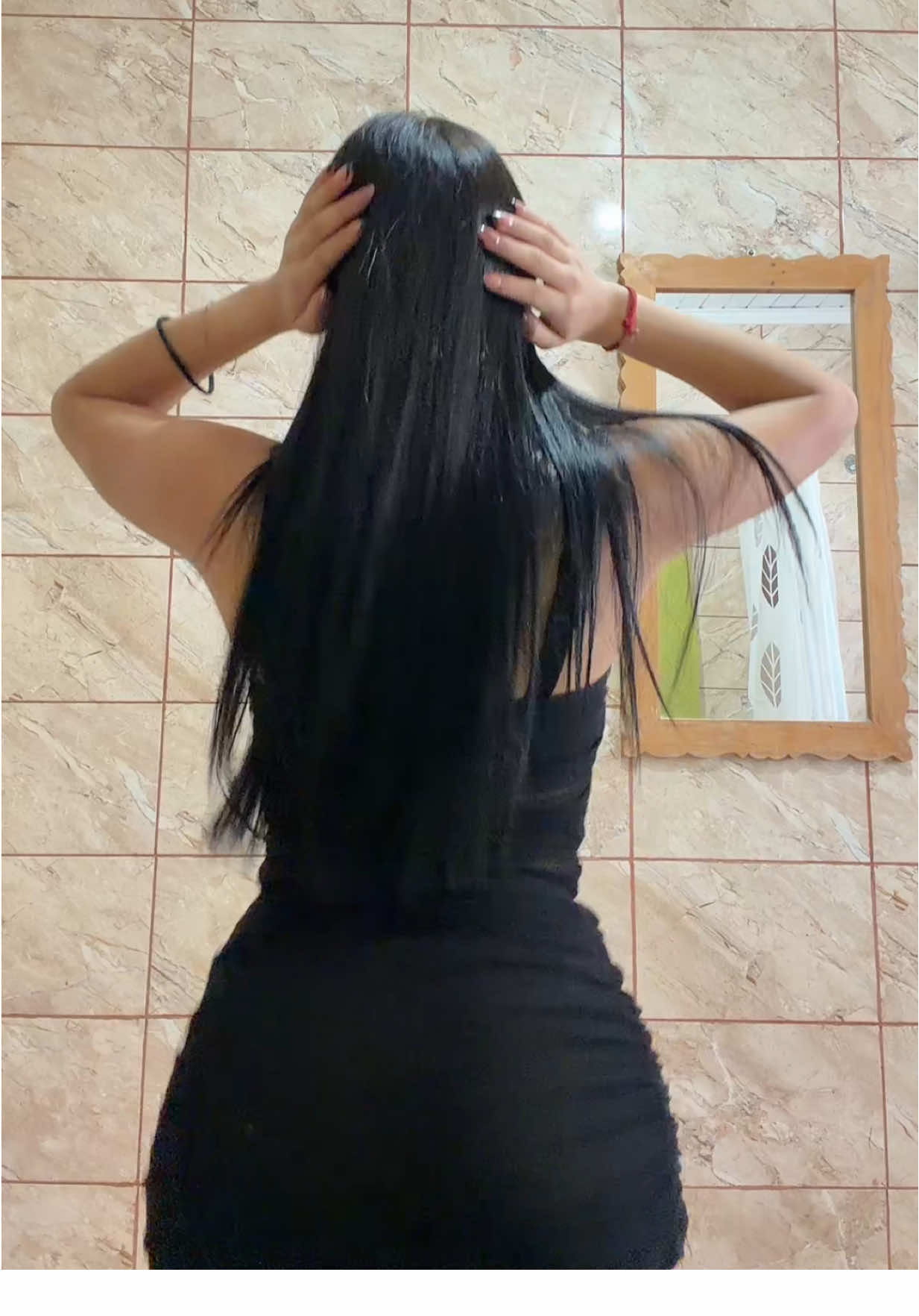 @𝓙. 𝓐𝓷𝓽𝓸𝓷𝓲𝓪 🖤