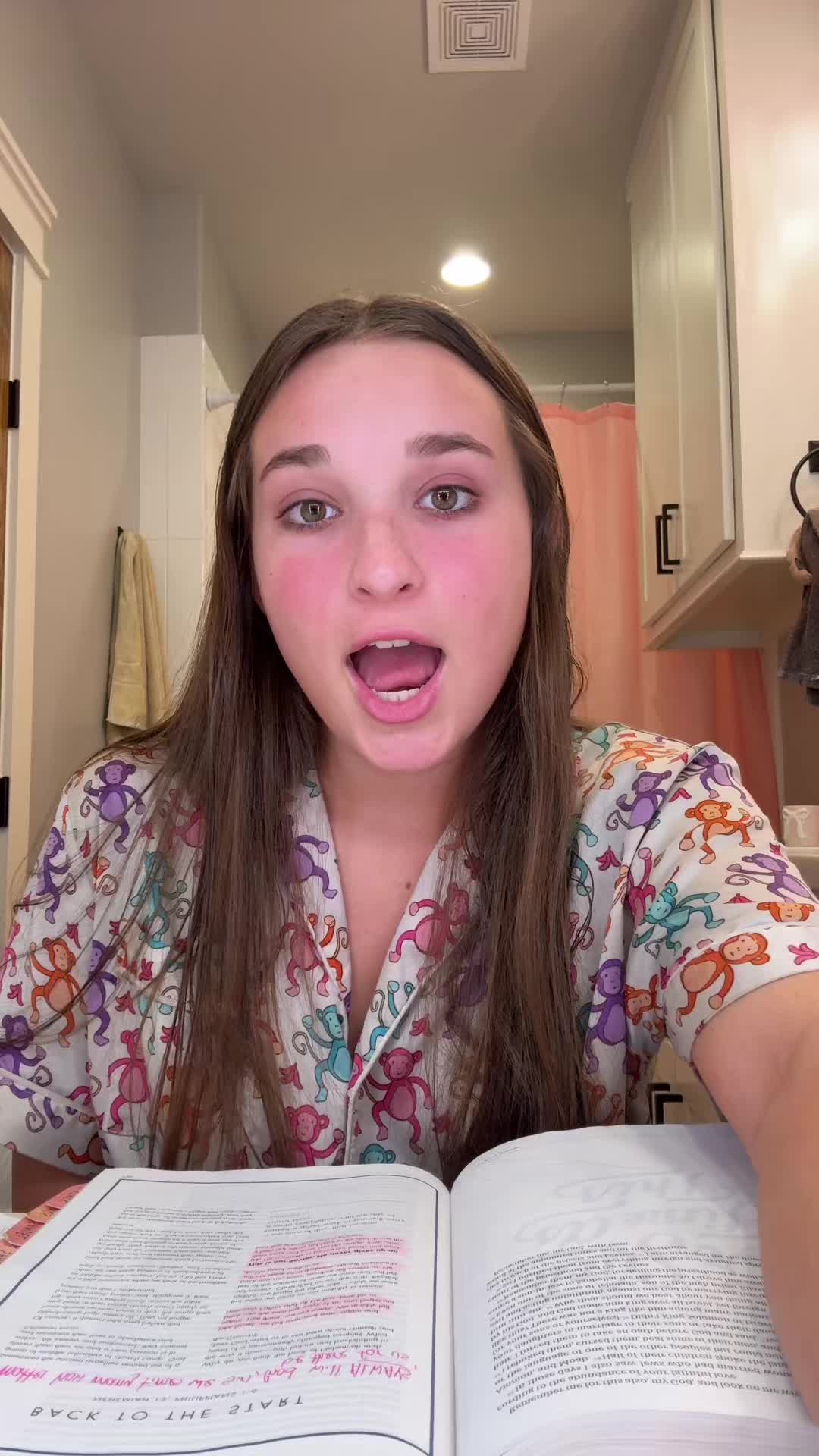 @ava!