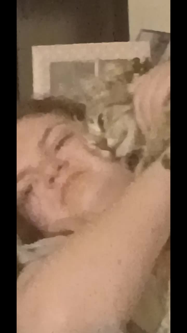 @MamaMantis82'
