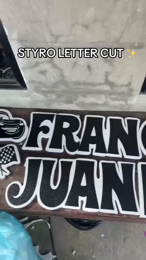 @ni&ntilde;aaaa