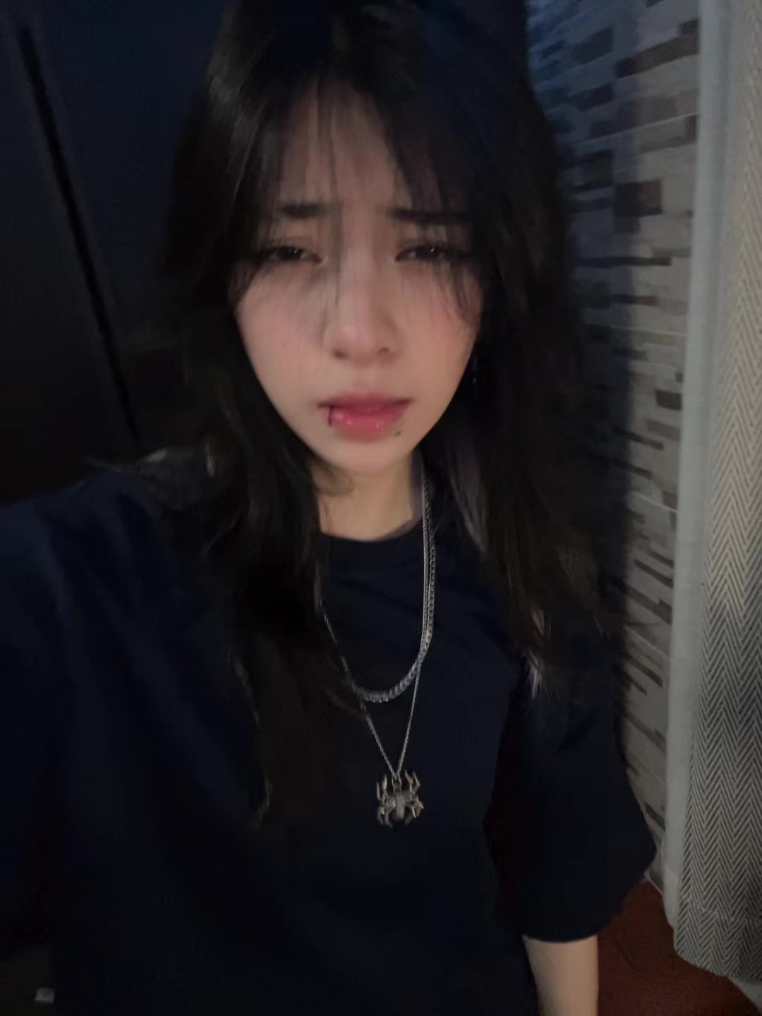 @milaa🎧🕷️
